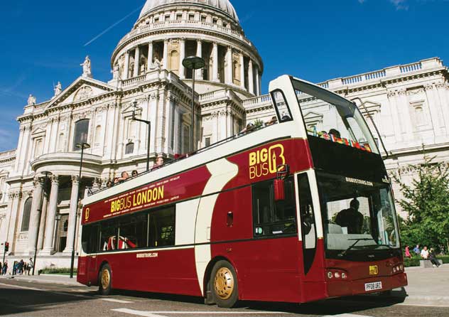 London Big Bus Tours bus passing St Paul's Cathedral and available with the Sightseeing Pass.
Visiting London for the Marathon.